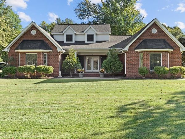 16 Cypress Creek, Marion, AR 72364