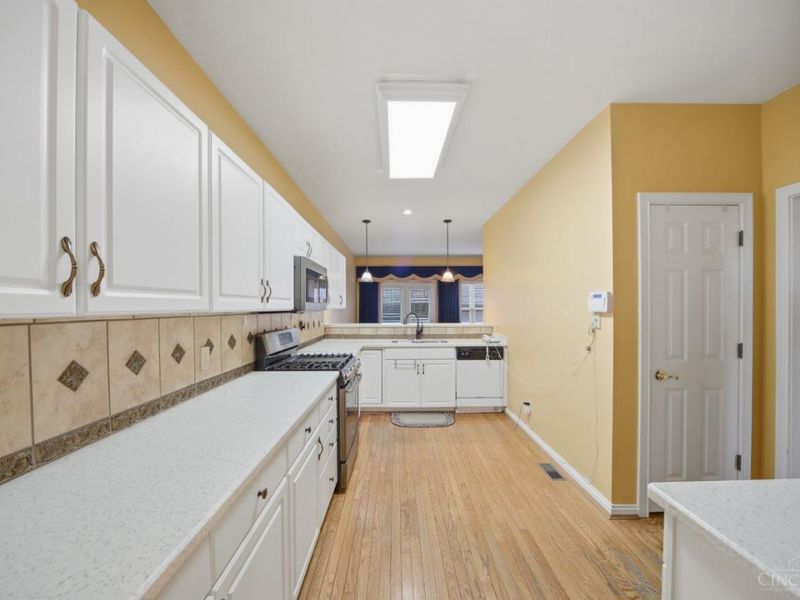 943 Weninger Circle, Cincinnati, OH 45203 Photo 16