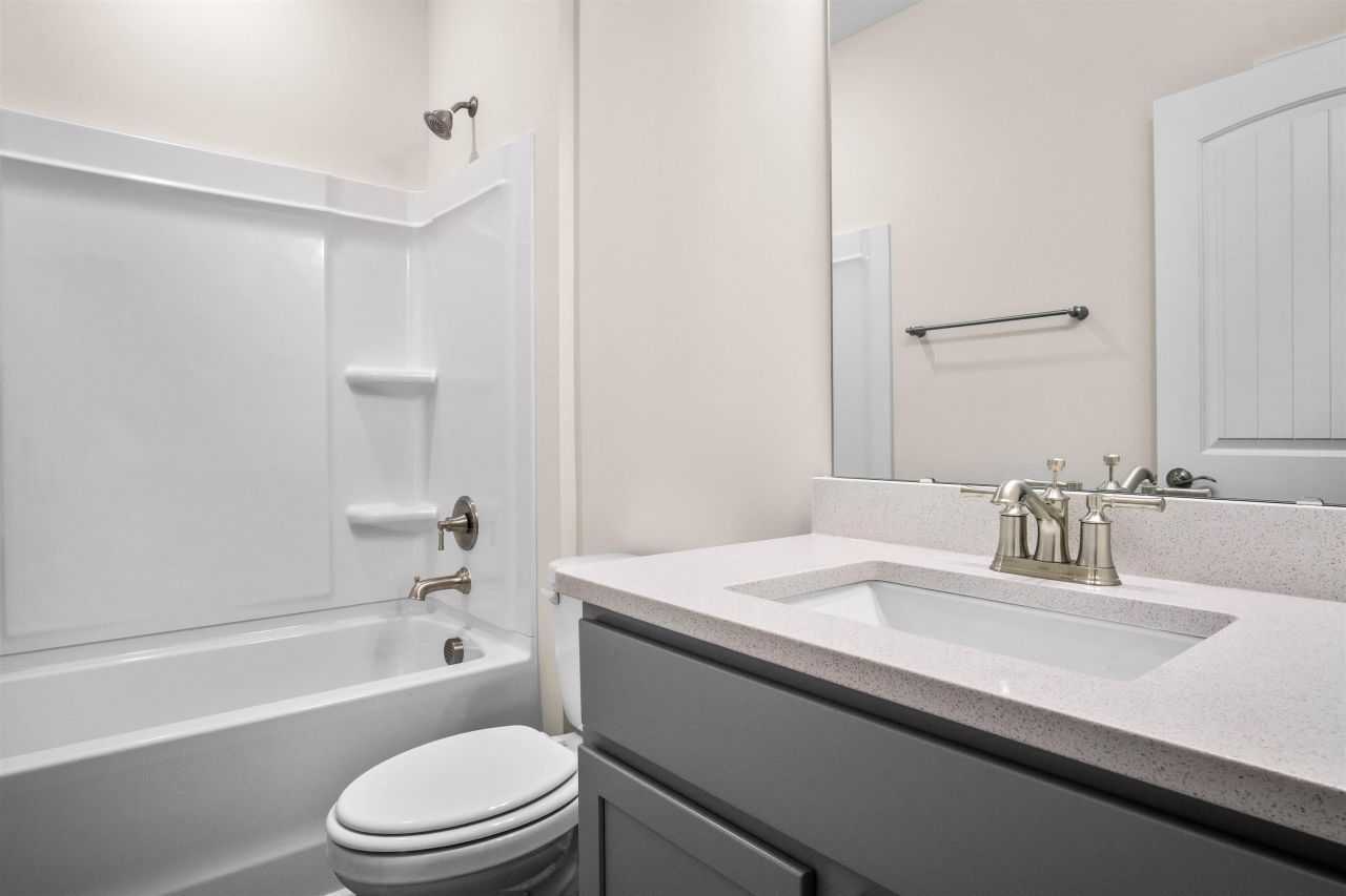 2142 Gooseberry Way Photo 23