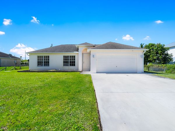 1165 SE 40th Avenue, Okeechobee, FL 34974