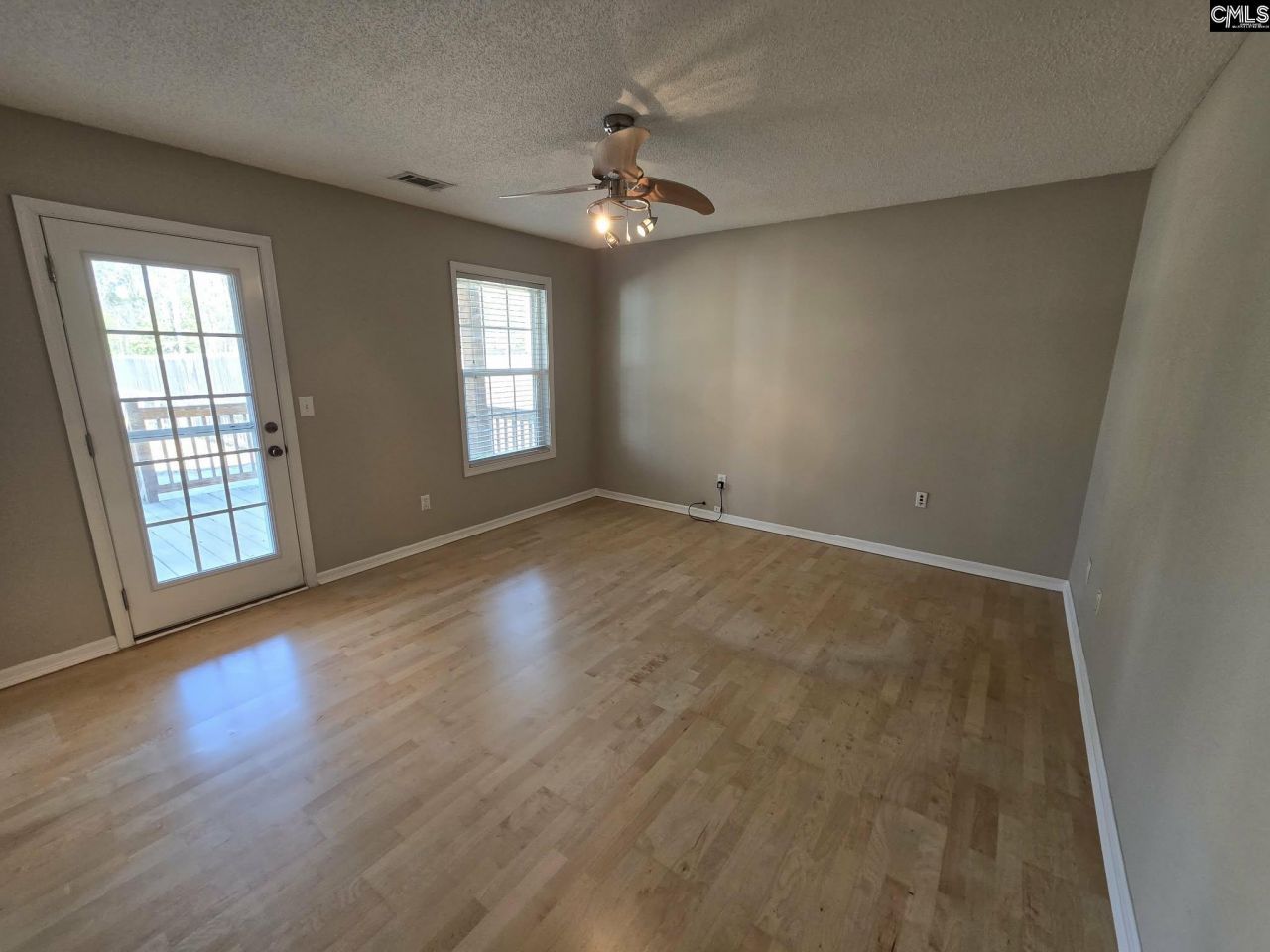 208 Grinders Mill Road Photo 11