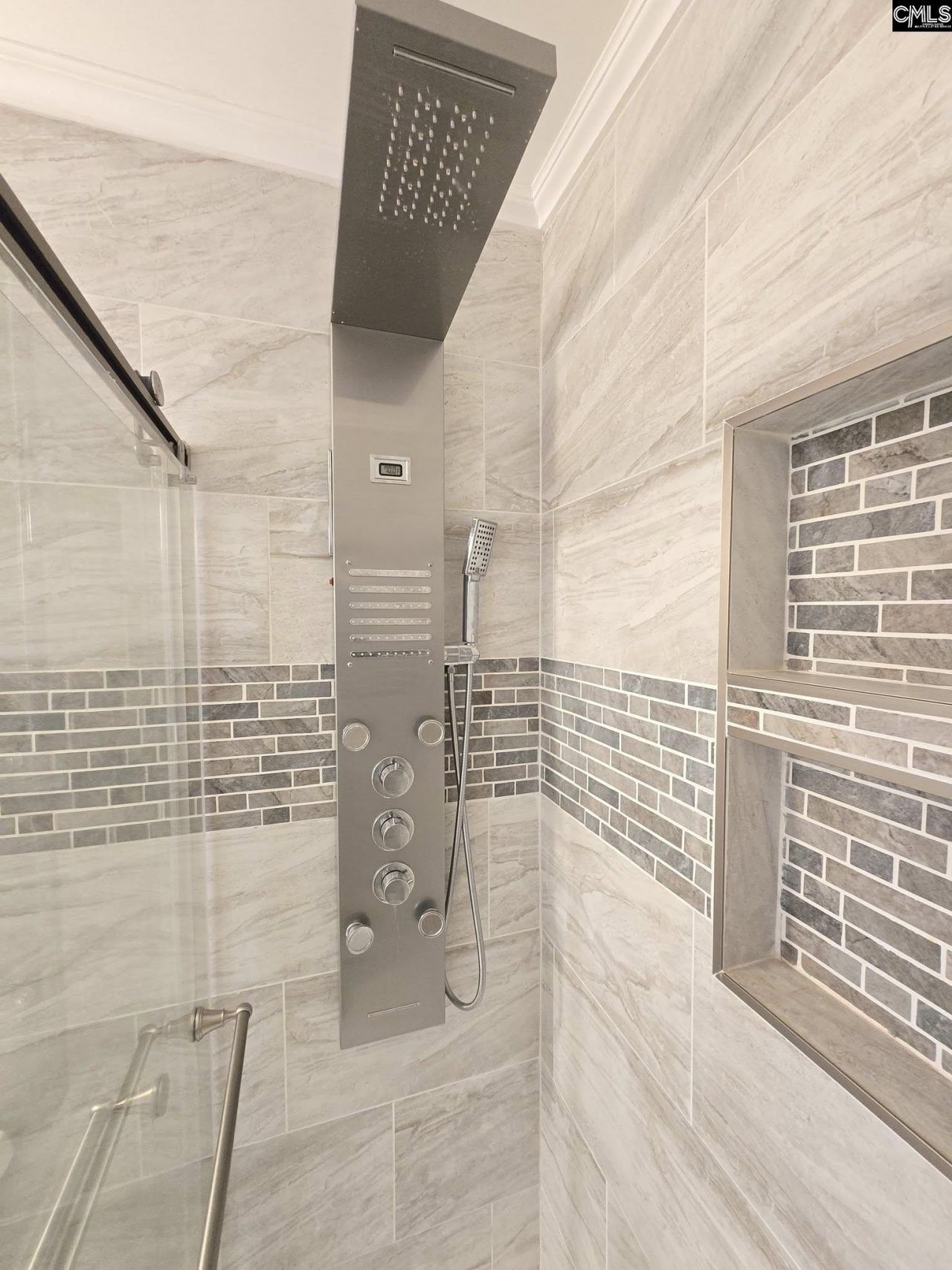 208 Grinders Mill Road Photo 8