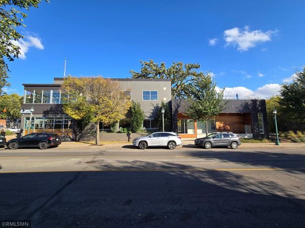 2429 Nicollet Avenue S, Minneapolis, MN 55404