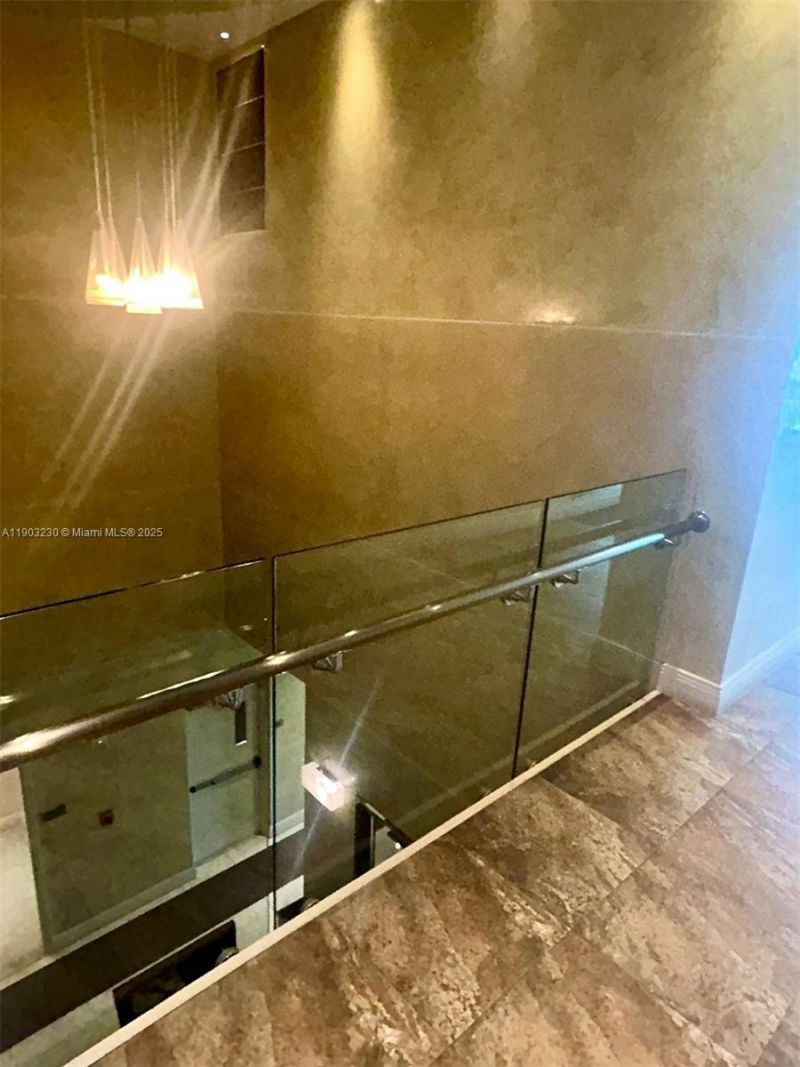 185 SW 7 St, Unit 1802, Miami, FL 33130 Photo