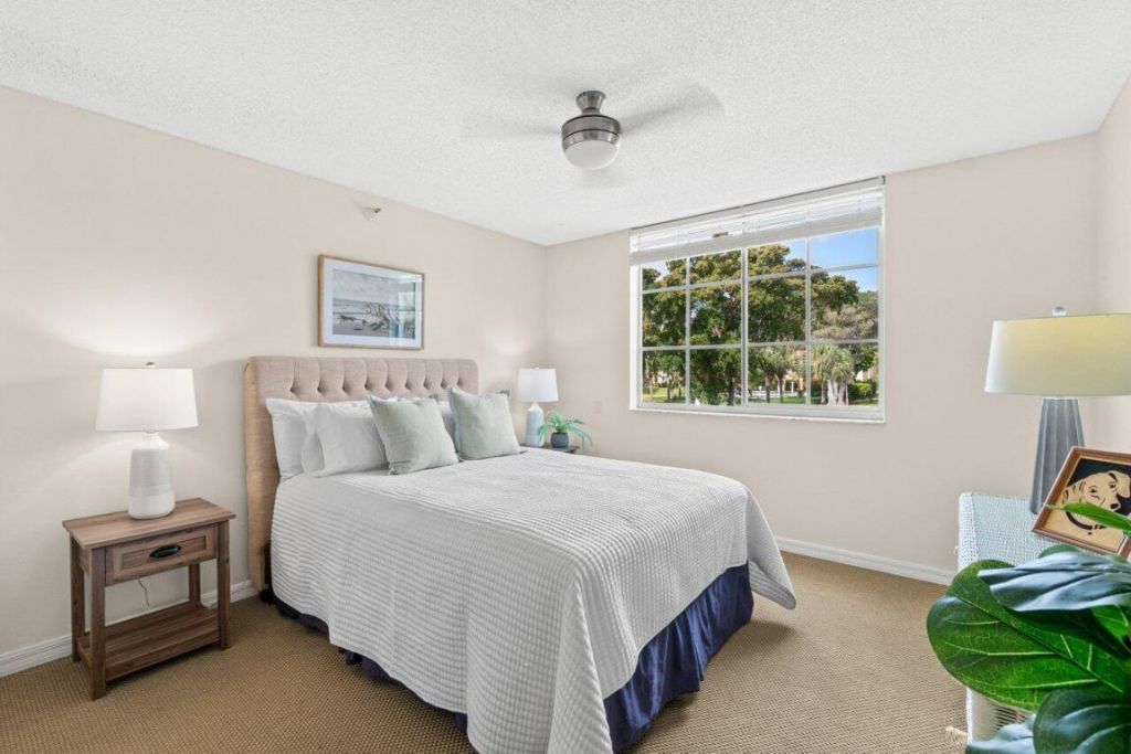 127 Yacht Club Way, Unit 206, Hypoluxo, FL 33462 Photo