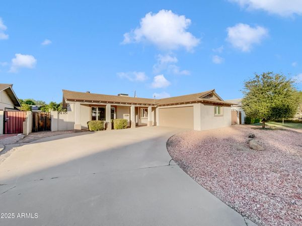 8414 E ORANGE BLOSSOM Lane, Scottsdale, AZ 85250