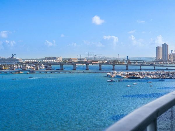 725 NE 22nd St, Unit 14B, Miami, FL 33137