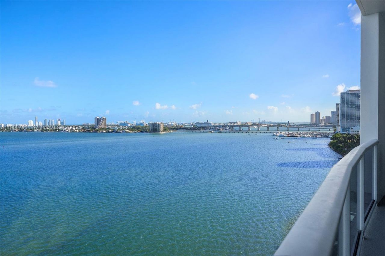 725 NE 22nd St, Unit 14B, Miami, FL 33137 Photo