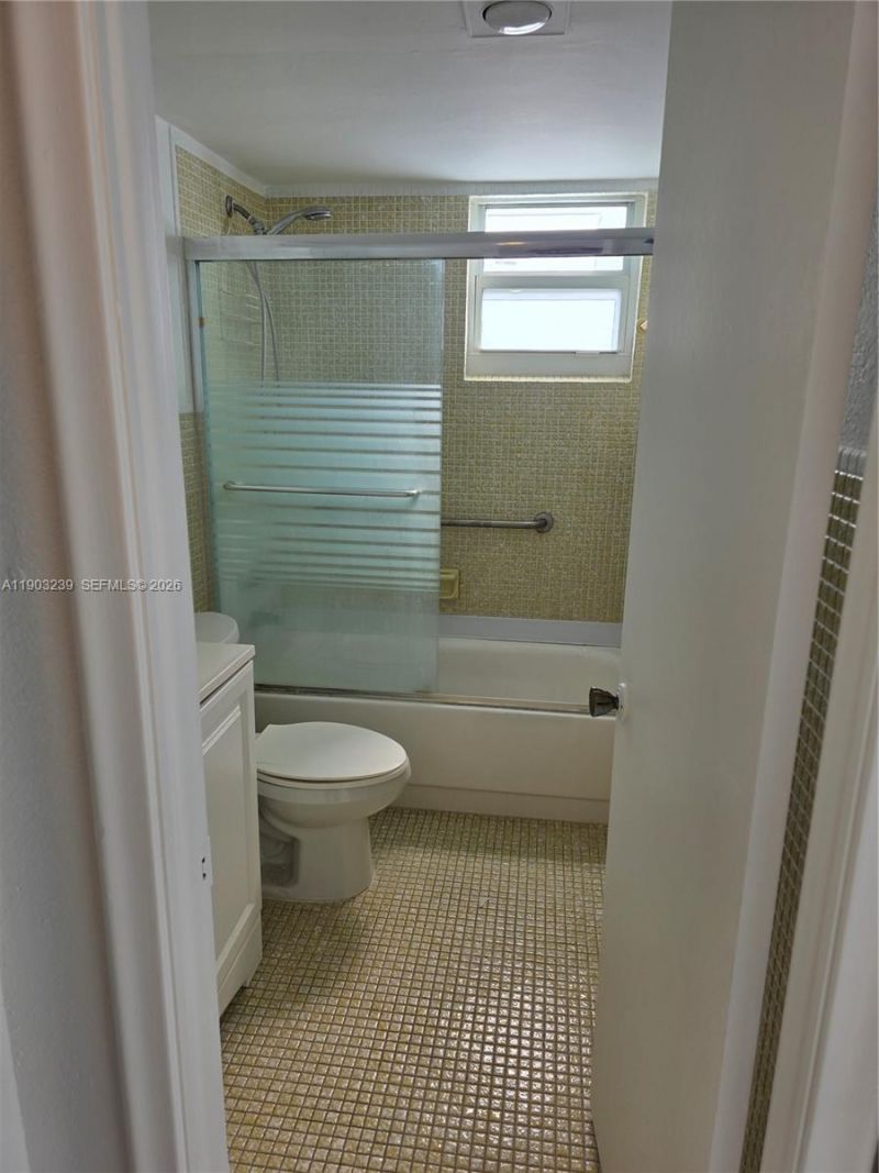 1750 James Ave, Unit 9C, Miami Beach, FL 33139 Photo