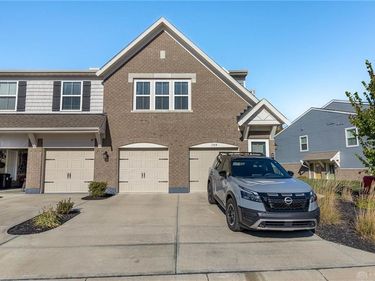 160 Old Pond Road, Springboro, OH 45066