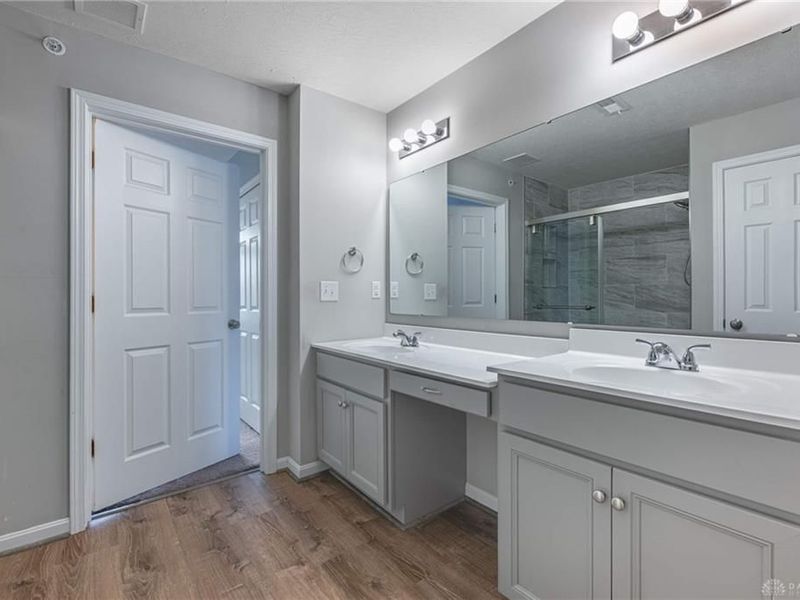 160 Old Pond Road, Springboro, OH 45066 Photo 16