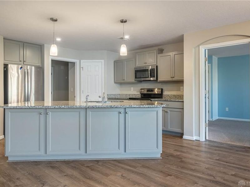 160 Old Pond Road, Springboro, OH 45066 Photo 8