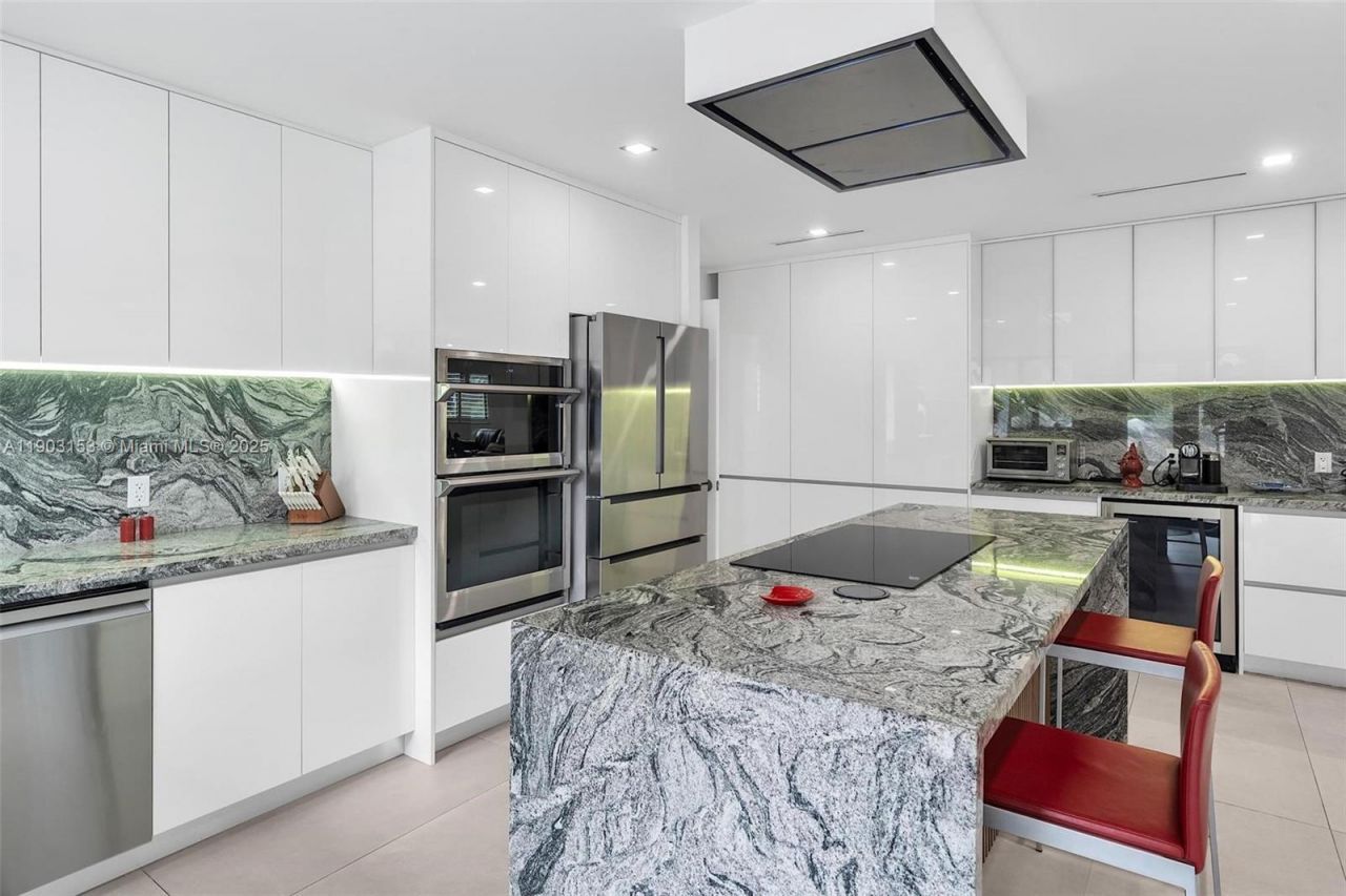 501 NE 105th St, Miami Shores, FL 33138 Photo