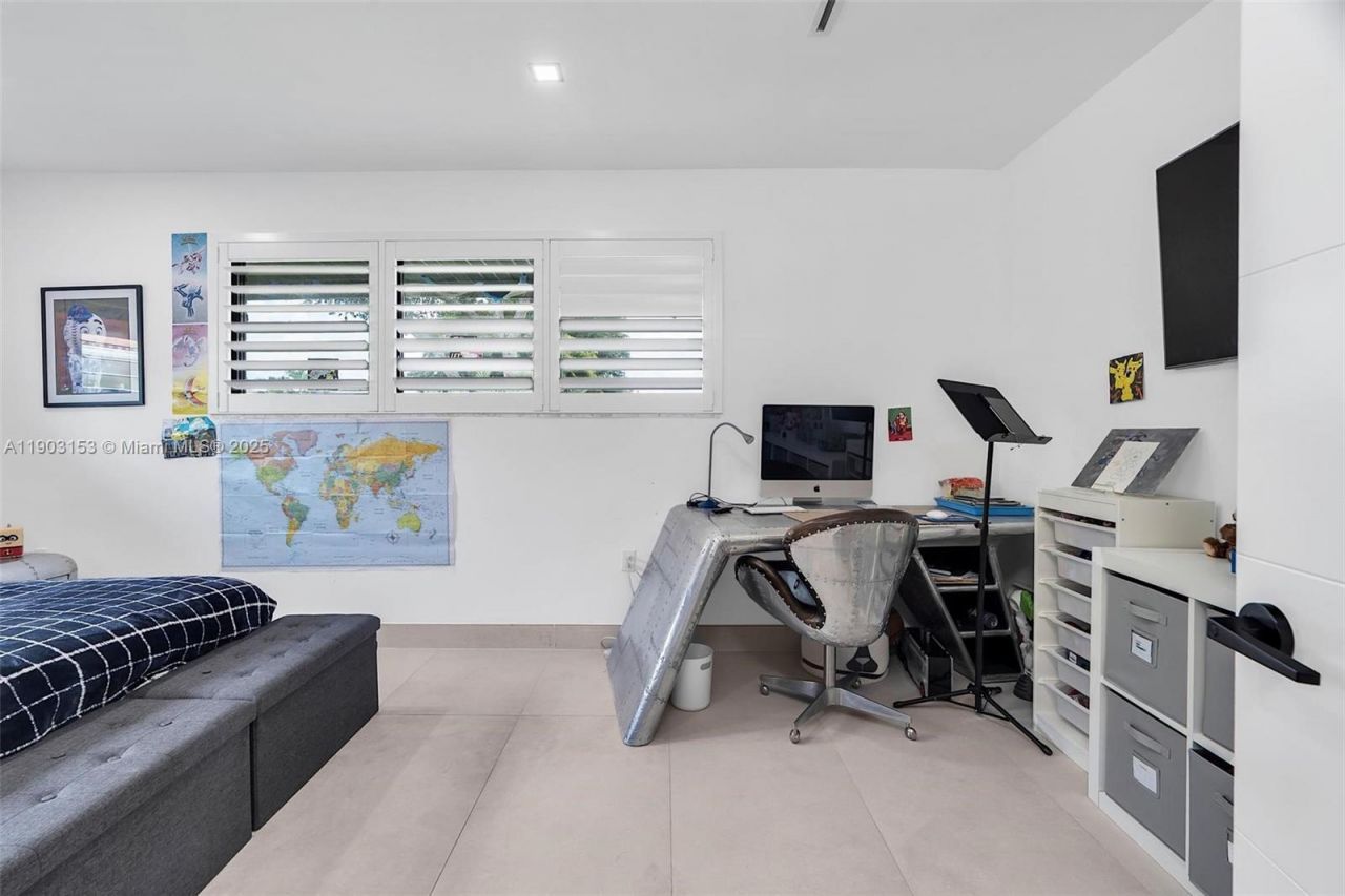 501 NE 105th St, Miami Shores, FL 33138 Photo