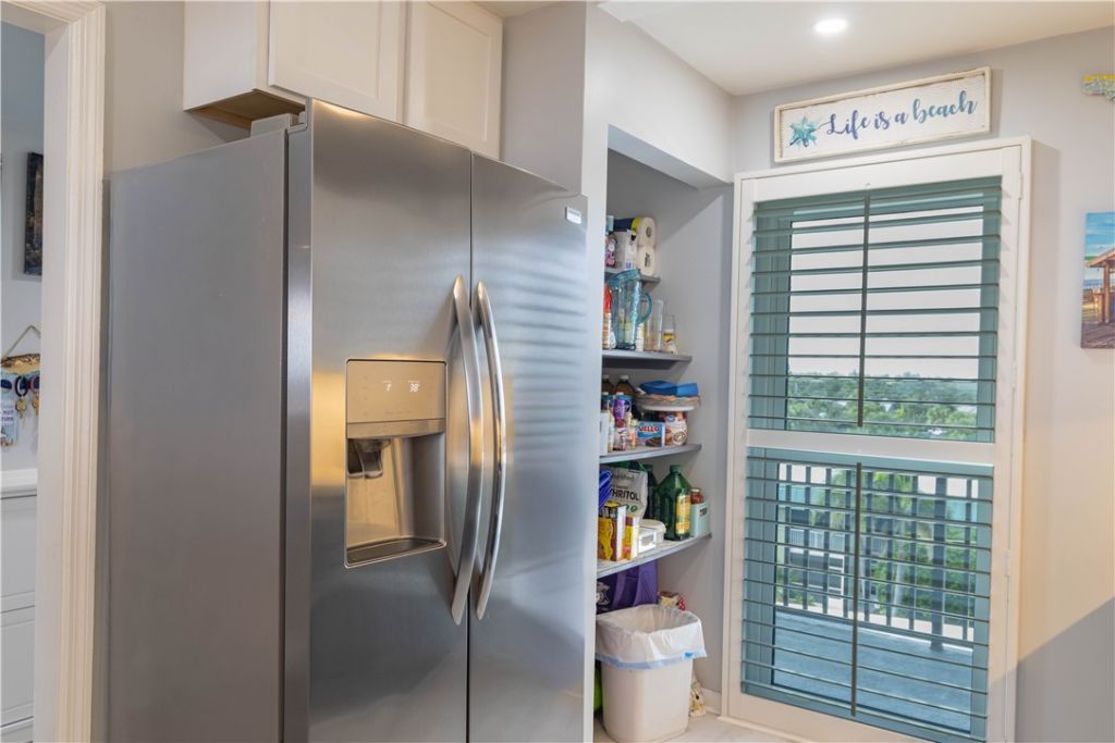 4141 Ocean Drive, Unit 504, Vero Beach, FL 32963 Photo