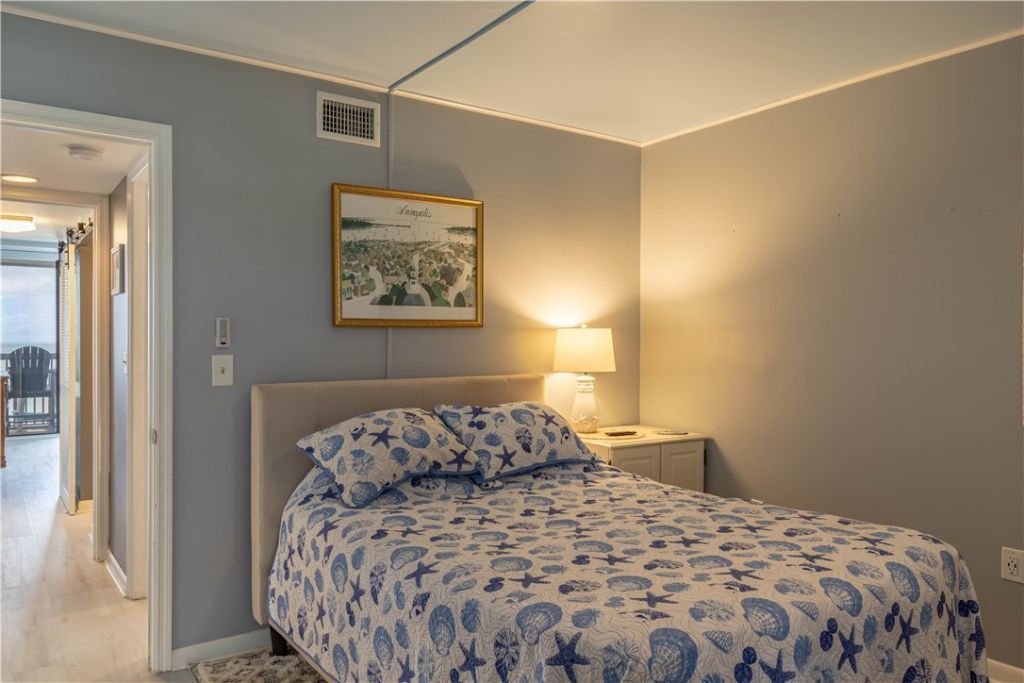 4141 Ocean Drive, Unit 504, Vero Beach, FL 32963 Photo