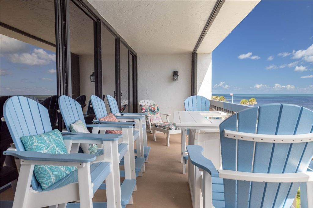 4141 Ocean Drive, Unit 504, Vero Beach, FL 32963 Photo