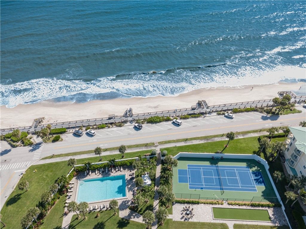 4141 Ocean Drive, Unit 504, Vero Beach, FL 32963 Photo