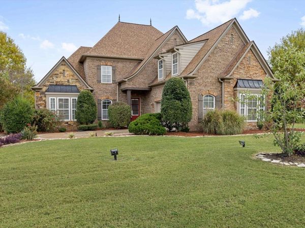 12090 BROOKS VILLAGE DR, Arlington, TN 38002