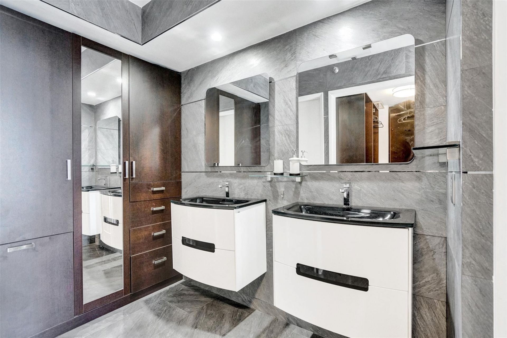 19101 NE 36th Court, Unit 1709, Aventura, FL 33180 Photo