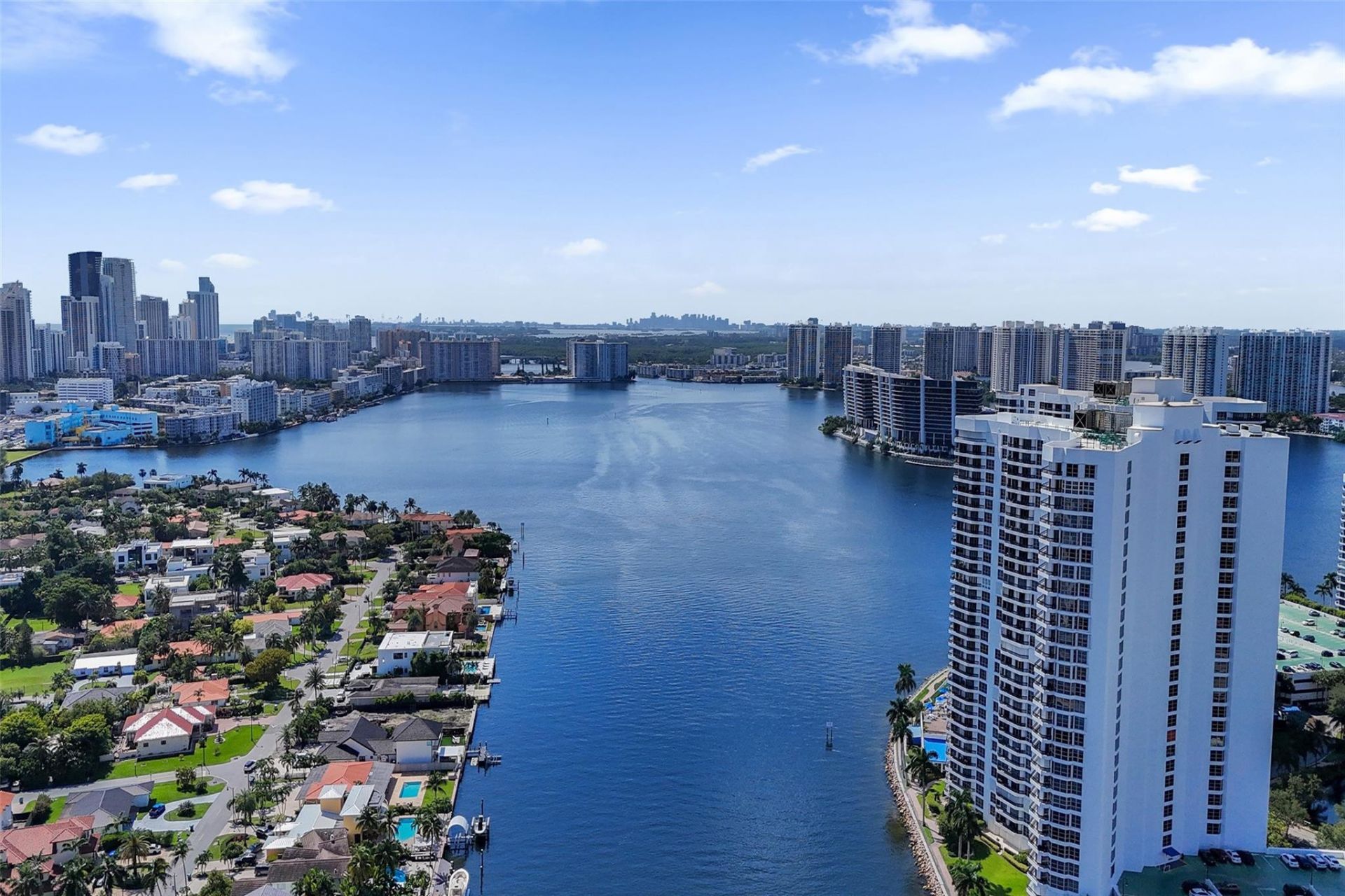 19101 NE 36th Court, Unit 1709, Aventura, FL 33180 Photo