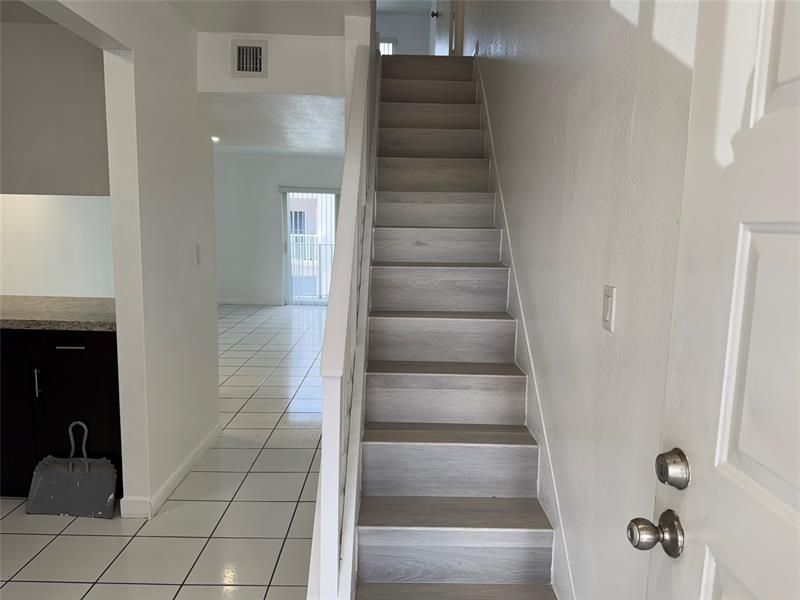 2710 W 76th Street, Unit 207, Hialeah, FL 33016 Photo