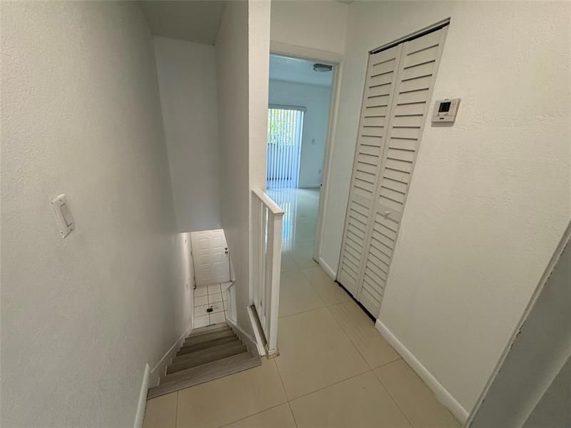 2710 W 76th Street, Unit 207, Hialeah, FL 33016 Photo