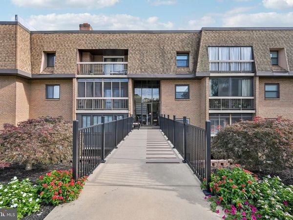 5426 4D5 VALLEY GREEN DRIVE, WILMINGTON, DE 19808