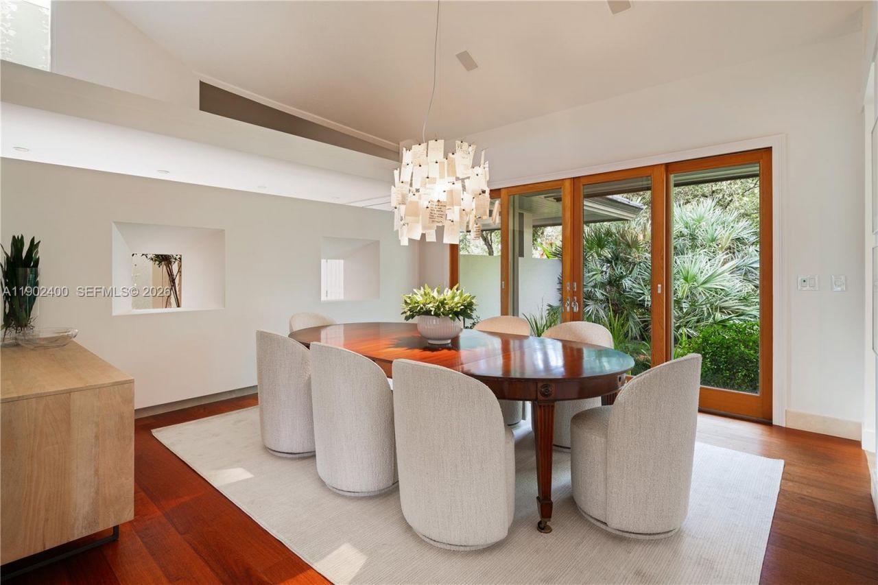 5390 Banyan Dr, Coral Gables, FL 33156 Photo