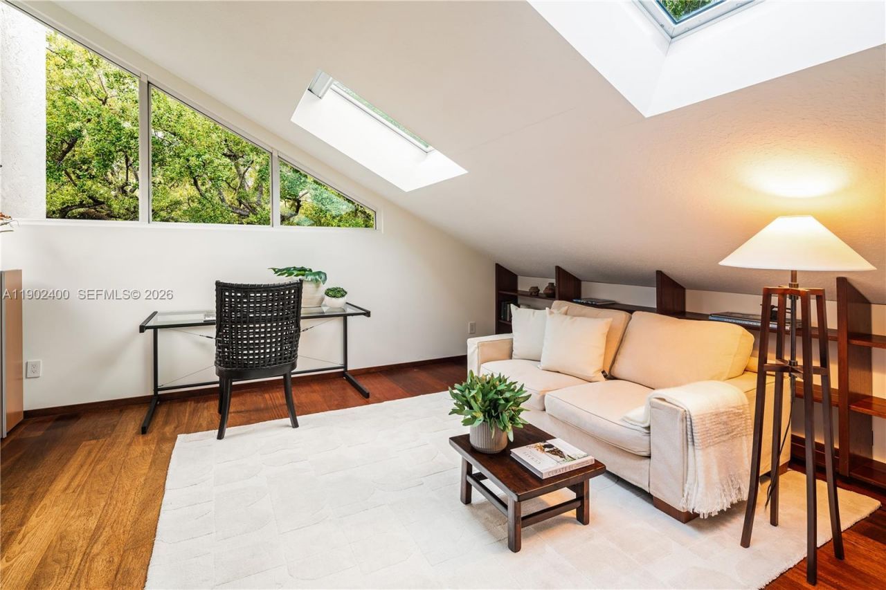 5390 Banyan Dr, Coral Gables, FL 33156 Photo