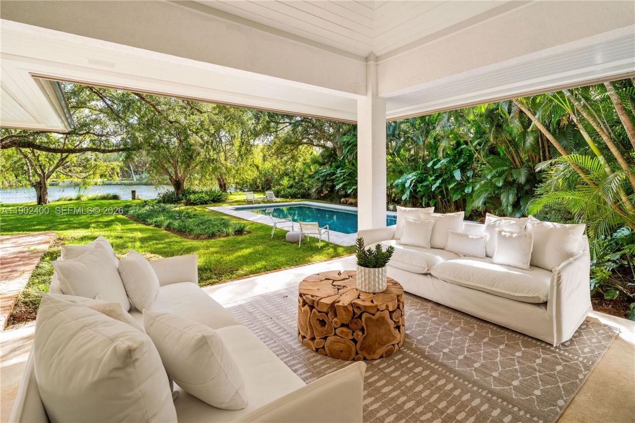 5390 Banyan Dr, Coral Gables, FL 33156 Photo