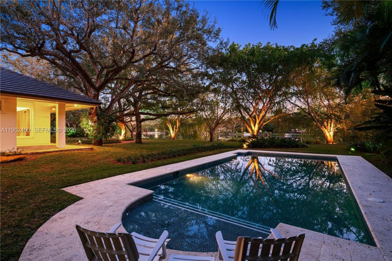 5390 Banyan Dr, Coral Gables, FL 33156 Photo