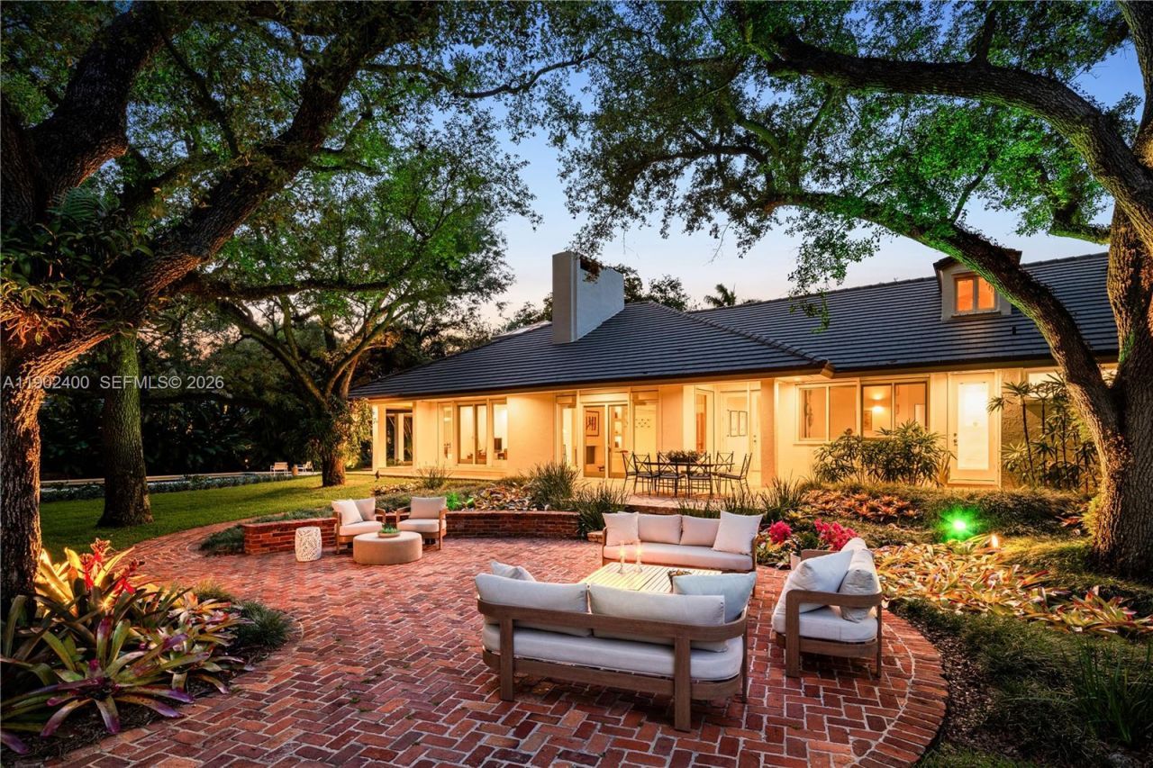 5390 Banyan Dr, Coral Gables, FL 33156 Photo