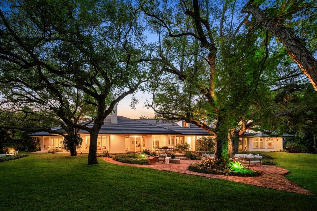 5390 Banyan Dr, Coral Gables, FL 33156 Photo