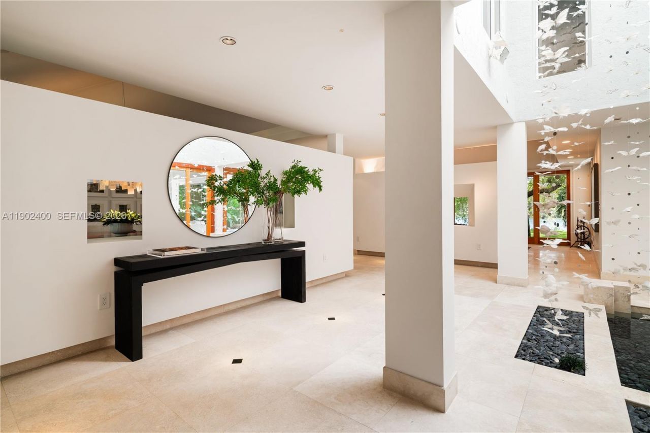 5390 Banyan Dr, Coral Gables, FL 33156 Photo