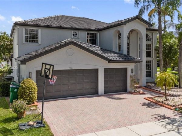 17956 SW 35th Dr, Miramar, FL 33029