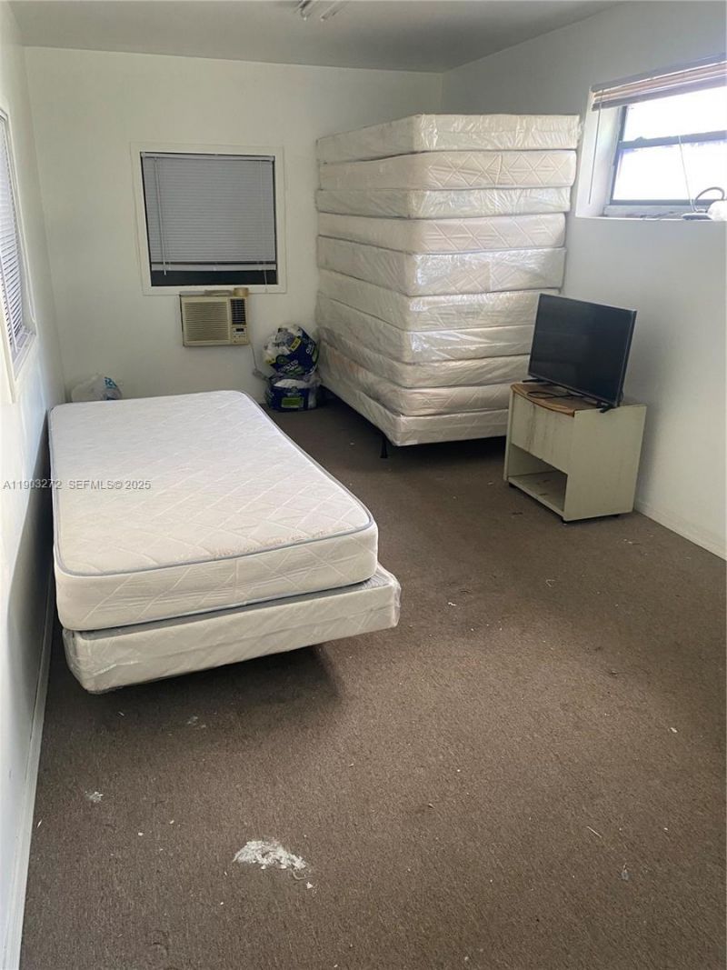 8343 NW 64 St, Unit 5, Miami, FL 33166 Photo