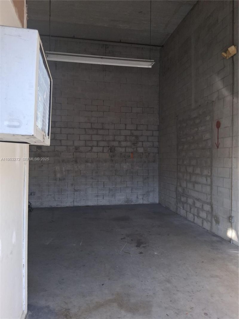 8343 NW 64 St, Unit 5, Miami, FL 33166 Photo