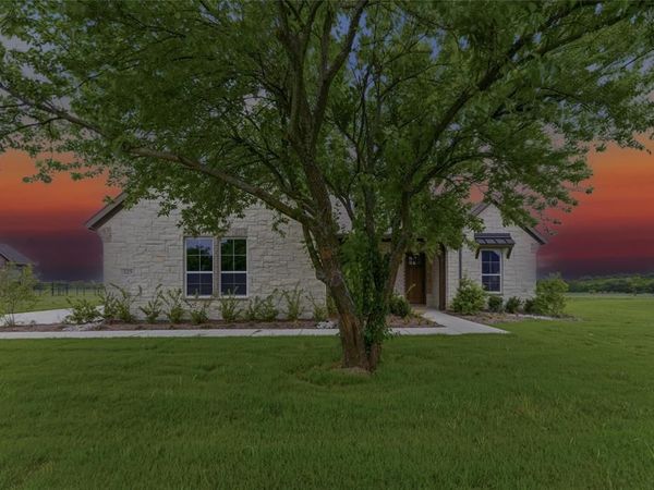 325 Cobb Road, Leonard, TX 75452