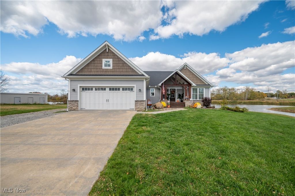 520 S Newton Falls Road, Diamond, OH 44412 Main Photo