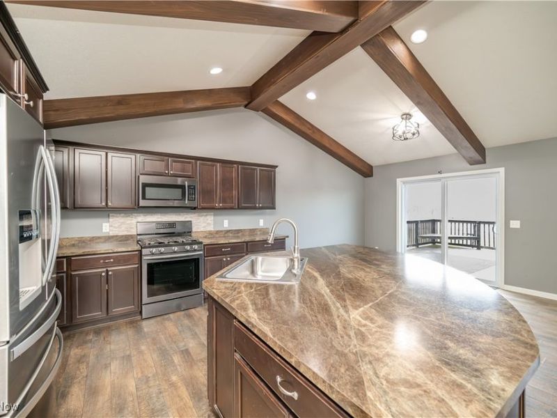 520 S Newton Falls Road, Diamond, OH 44412 Photo 12