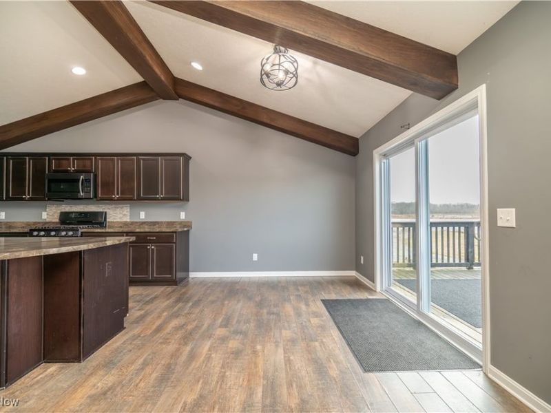 520 S Newton Falls Road, Diamond, OH 44412 Photo 14