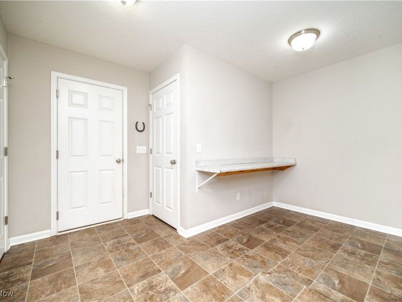 520 S Newton Falls Road, Diamond, OH 44412 Photo 18