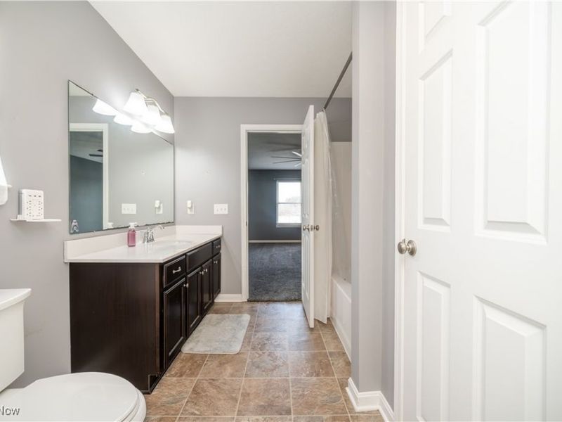 520 S Newton Falls Road, Diamond, OH 44412 Photo 24