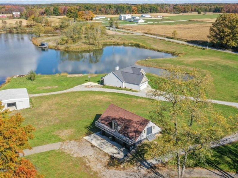 520 S Newton Falls Road, Diamond, OH 44412 Photo 4