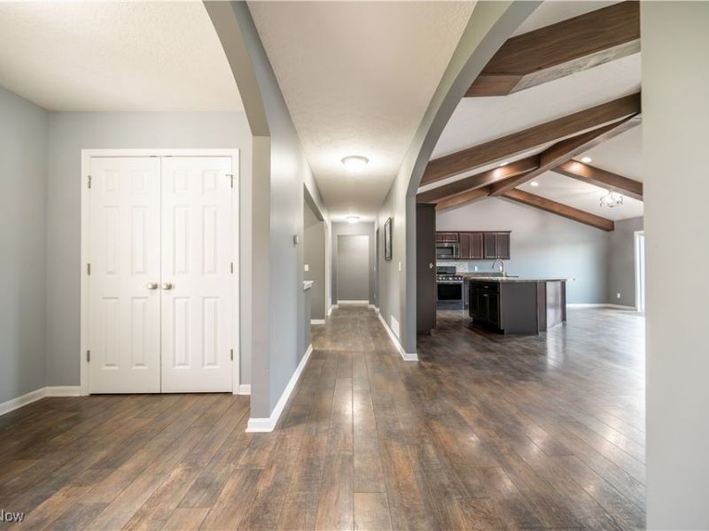 520 S Newton Falls Road, Diamond, OH 44412 Photo 7