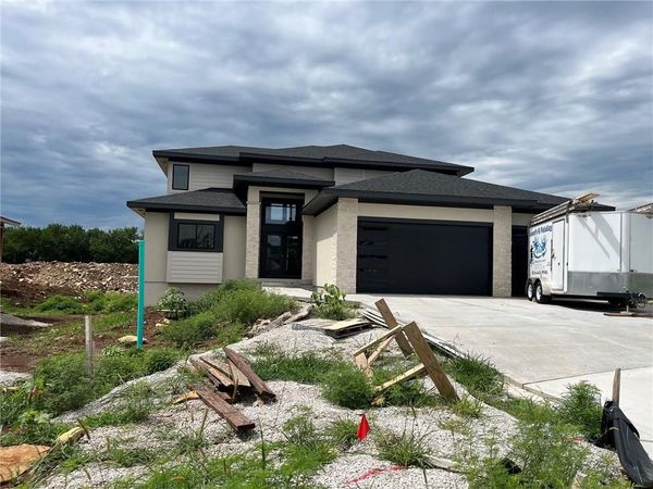 11803 W 181st Terrace, Overland Park, KS 66013