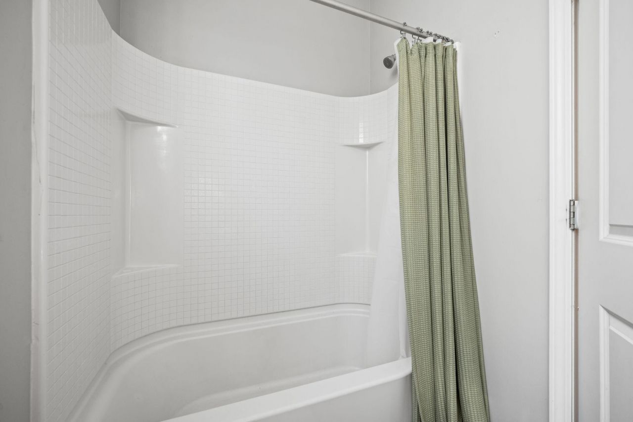 8827 Kellum Drive Photo 14