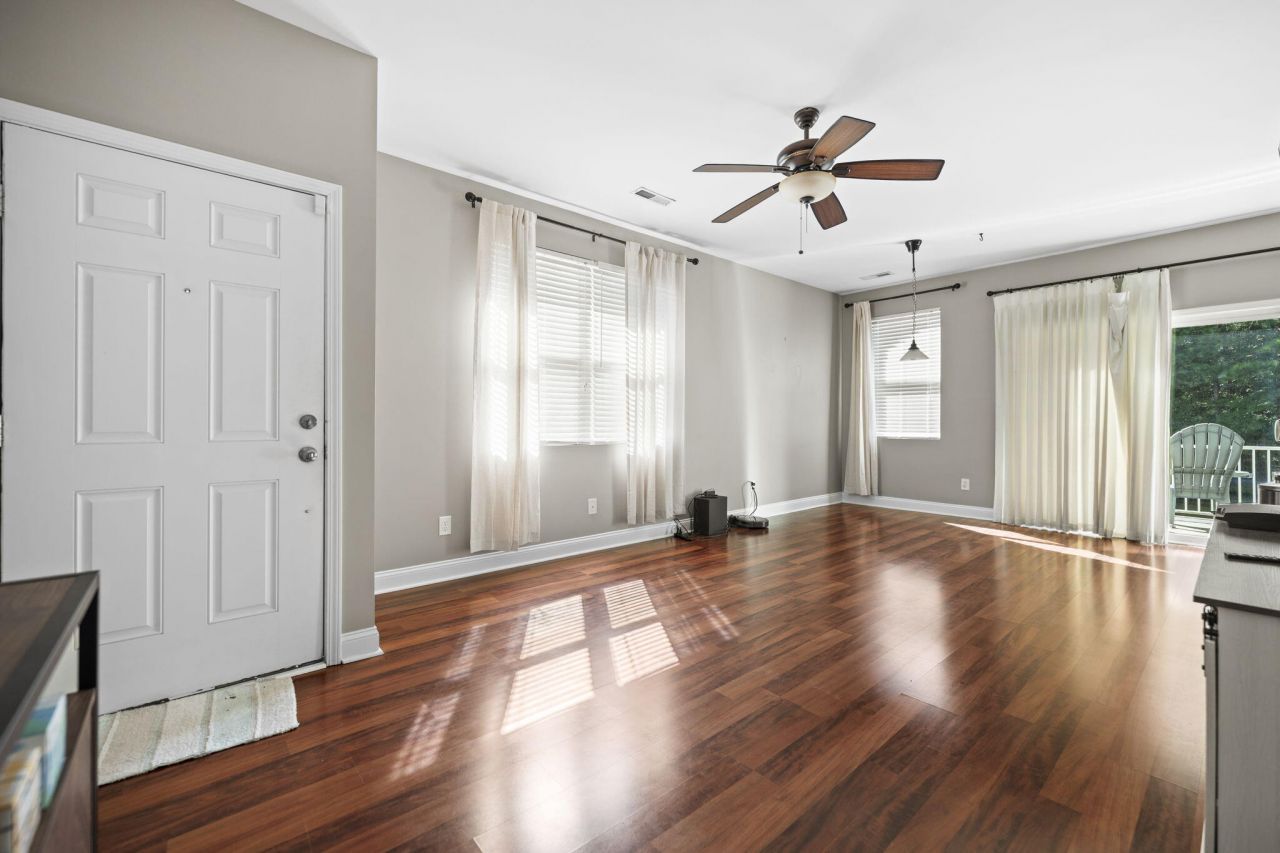 8827 Kellum Drive Photo 4