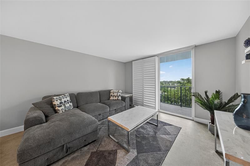 1800 N Andrews Avenue, Unit 6H, Fort Lauderdale, FL 33311 Photo